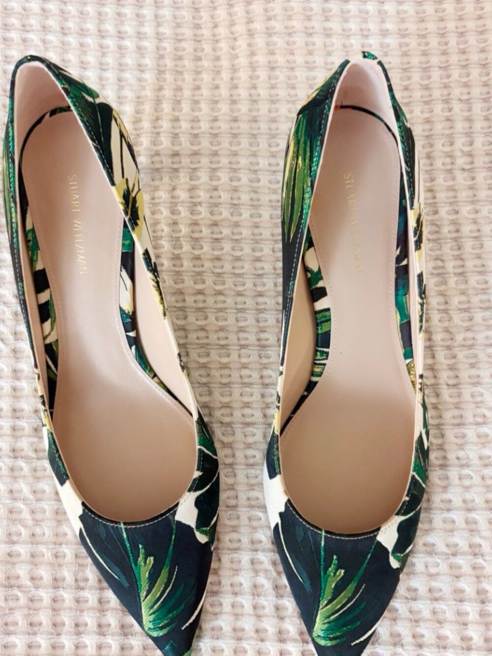 Stuart Weitzman Floral Tropical Print Power Kitten Heel - Picture 2 of 5